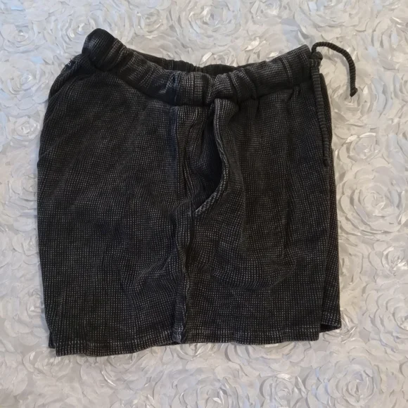 RVCA sweet dreams shorts size XS - Picture 2 of 4